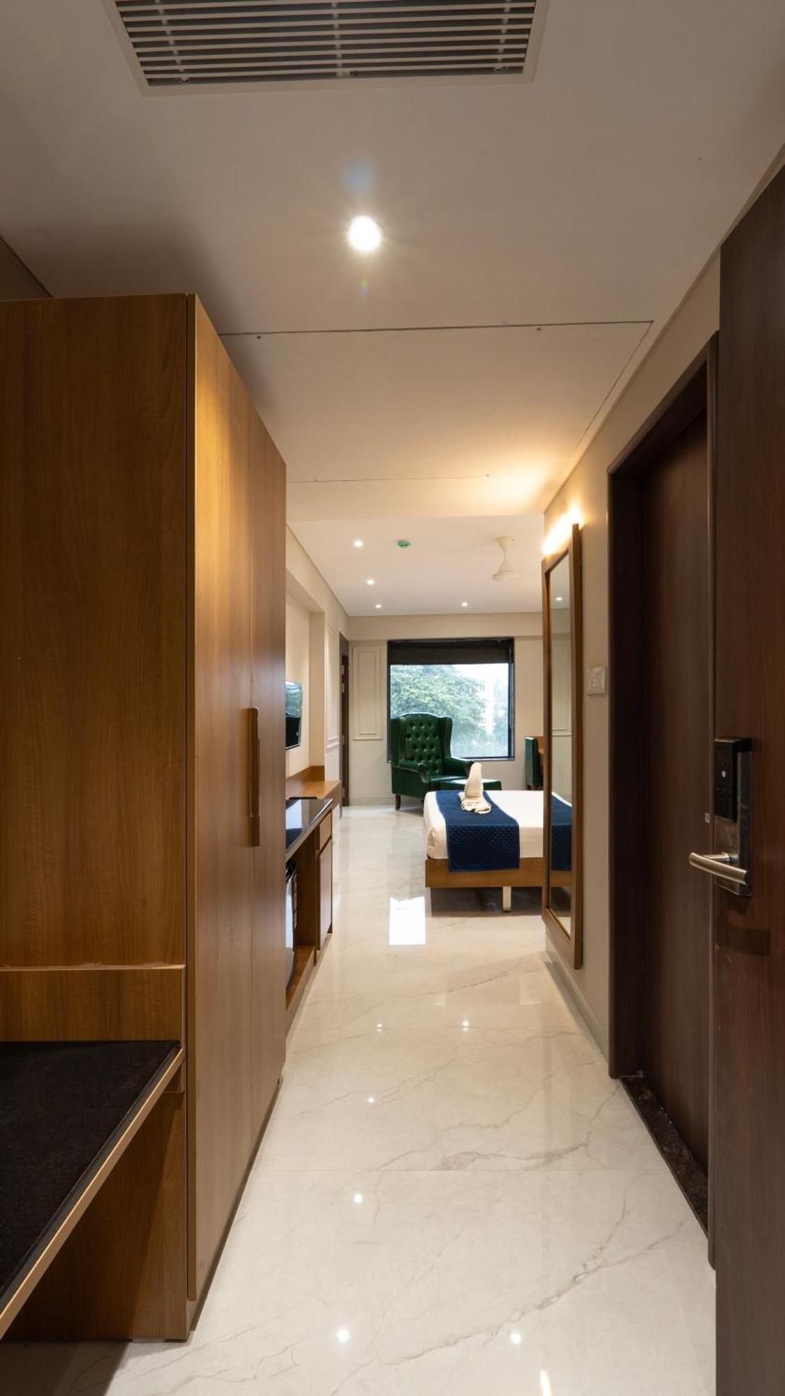 Magnus Nexstar Suites Kalyani Nagar プネ エクステリア 写真
